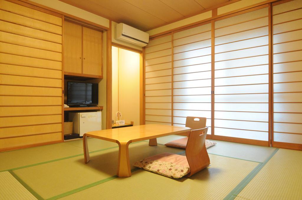 Yubaraonsen Yubaranoyado Komeya Maniwa Zimmer foto