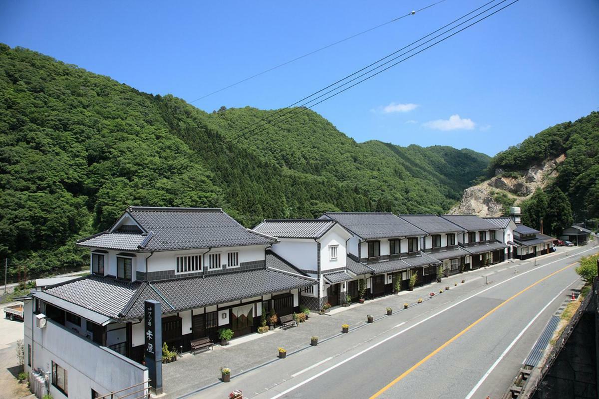 Hotel Yubaraonsen Yubaranoyado Komeya Maniwa Exterior foto